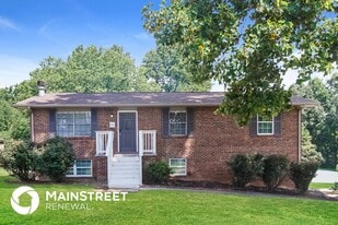 920 Dayton Dr in Seymour, TN - Building Photo