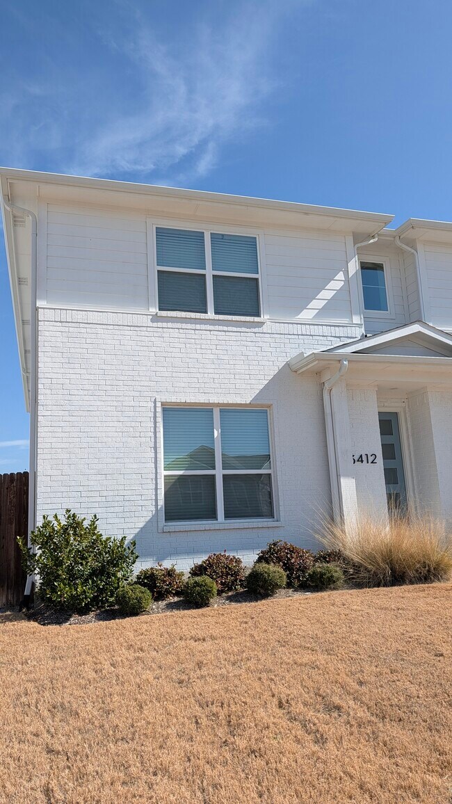 3412 Vista Highlands Ln in Fort Worth, TX - Building Photo - Building Photo