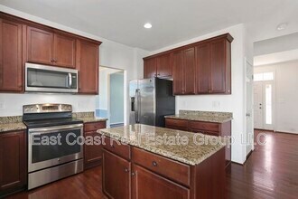 116 Celadon Dr in Martinsburg, WV - Building Photo - Building Photo