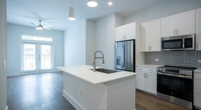 11111 Nexus Ave. in Stafford, TX - Building Photo - Building Photo