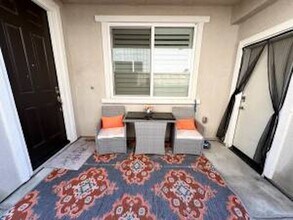 12012 Oxbow Way in Jurupa Valley, CA - Building Photo - Building Photo