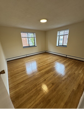 222 Babcock St, Unit 3G in Brookline, MA - Foto de edificio - Building Photo