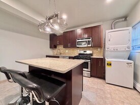 311 5th St in Jersey City, NJ - Building Photo