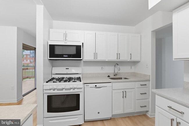 property at 5005 Green Mountain Cir