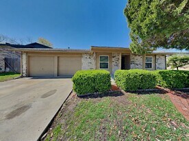 3207 Daniel Dr in Arlington, TX - Building Photo