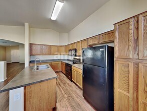 2472 W Cool Water Way in Queen Creek, AZ - Foto de edificio - Building Photo