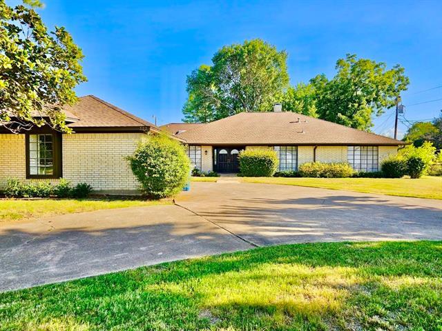 property at 322 E Tripp Rd