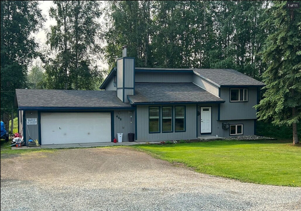 453 Keep Dr in Fairbanks, AK - Building Photo