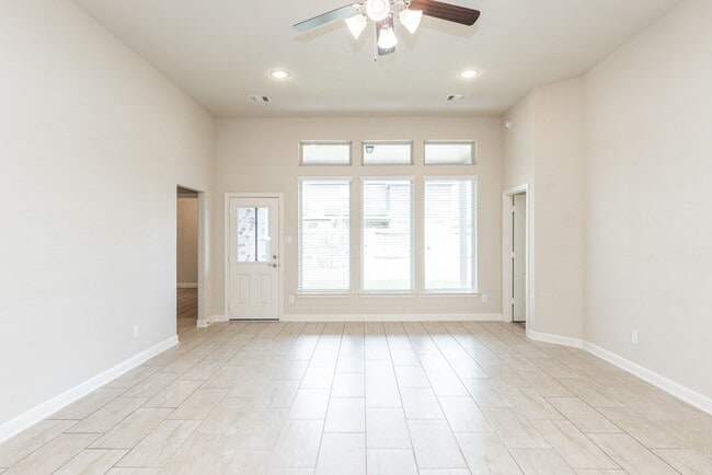 23818 Hawthorn Dale Ct