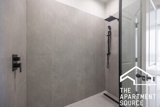 6340 W Belmont Ave in Chicago, IL - Building Photo - Building Photo