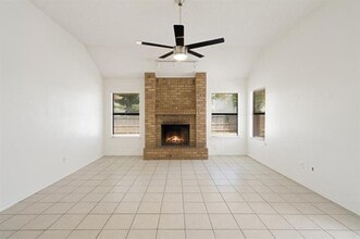 750 Rosehill Ln in Cedar Hill, TX - Building Photo - Building Photo