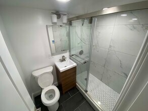 529 Beacon St in Boston, MA - Foto de edificio - Building Photo