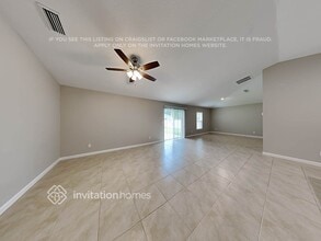 1659 SW Realty St in Port St. Lucie, FL - Foto de edificio - Building Photo