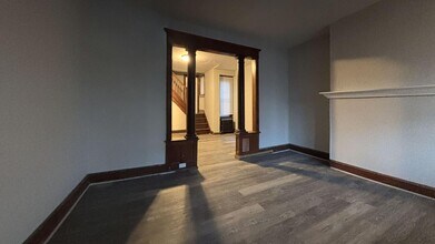 536 W Somerville Ave in Philadelphia, PA - Building Photo - Building Photo