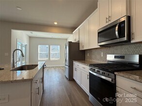 160 Bird Dog Dr in Mooresville, NC - Building Photo - Building Photo