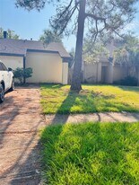 16633 Gold Ridge Ln in Houston, TX - Building Photo