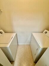 810 Brassie Ln in Glen Allen, VA - Building Photo - Building Photo