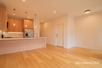 2042 W Washington Blvd in Chicago, IL - Building Photo - Building Photo