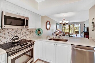 316 Brackenwood Cir, Unit 316 in Palm Beach Gardens, FL - Foto de edificio - Building Photo