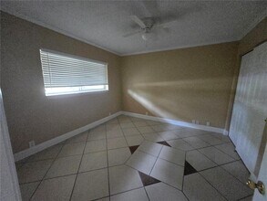 1630 Summerdale Dr in Clearwater, FL - Building Photo - Building Photo