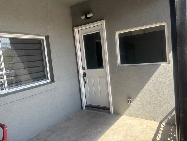 property at 226 Kenilworth Av N