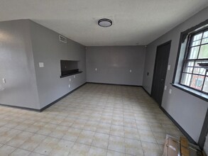 7813 Star St in New Orleans, LA - Building Photo - Building Photo