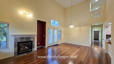 15828 NE 91st Way in Redmond, WA - Building Photo - Building Photo