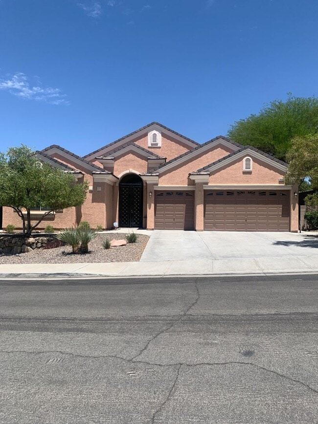 property at 2042 Poetry Ave