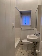 231 Washington Ave, Unit #3 in Phoenixville, PA - Building Photo - Building Photo