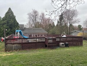 5 Verplanck Ave in Hopewell Junction, NY - Building Photo - Building Photo