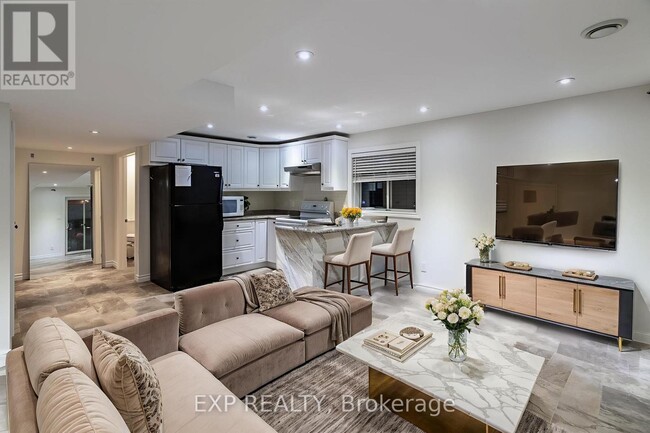 35 Hummingbird Ln in St Thomas, ON - Building Photo - Building Photo