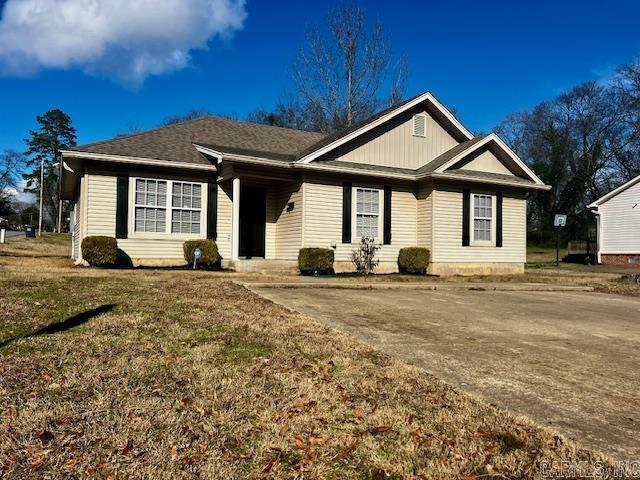 702 Schley in Benton, AR - Building Photo