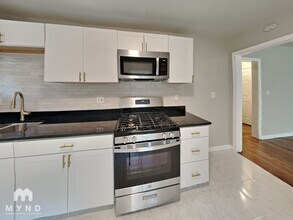 1319 Campbellton Rd SW in Atlanta, GA - Foto de edificio - Building Photo