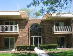 property at 2407 N Kennicott Dr