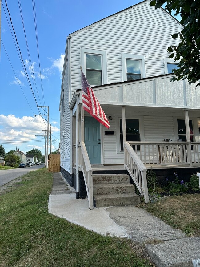 629 Sheldon Ave in Columbus, OH - Building Photo - Building Photo