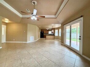 127 Timbercreek Ln in Lumberton, TX - Building Photo - Building Photo