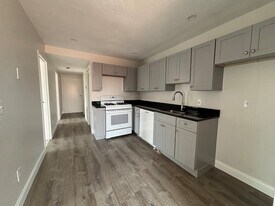94 Eastern Ave, Unit 3 in Malden, MA - Building Photo