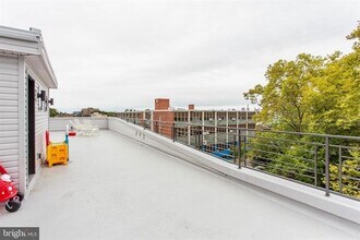 1500 N 26th St in Philadelphia, PA - Building Photo - Interior Photo