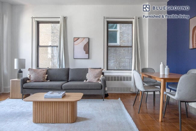 952 5th Ave in New York, NY - Building Photo - Building Photo