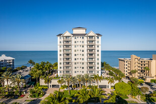 The Vanderbilt in Naples, FL - Foto de edificio - Building Photo