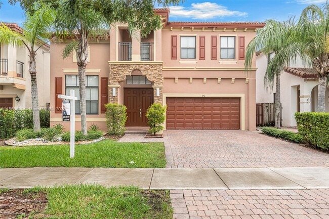 property at 642 SE 37th Pl