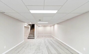 5803 Stone Bluff Rd in Louisville, KY - Building Photo - Building Photo