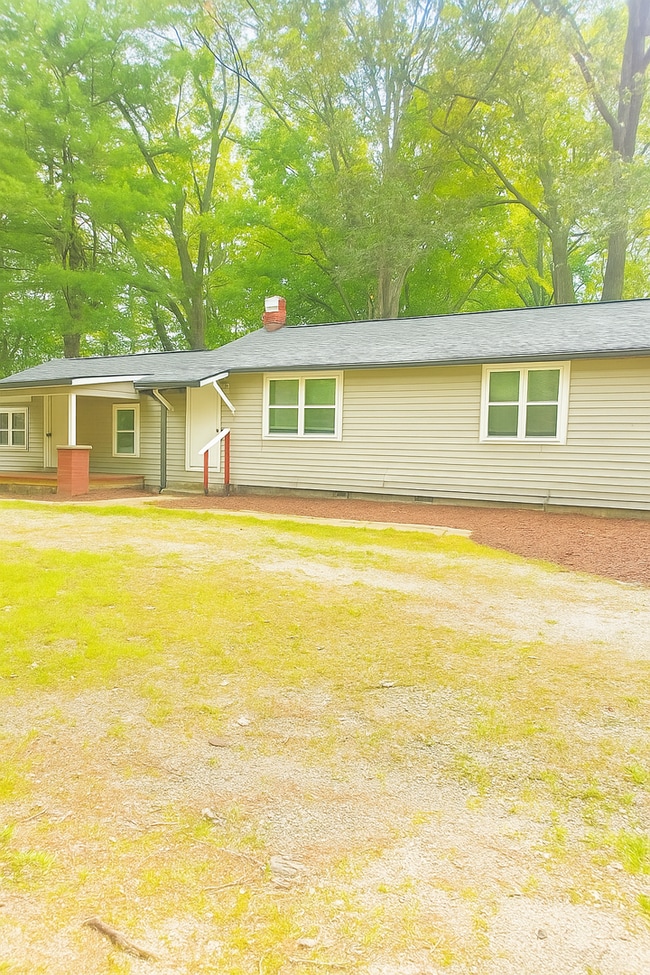 property at 1054 Perimeter Rd