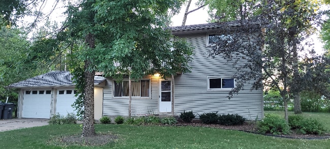 310 Poplar St in Wisconsin Rapids, WI - Building Photo - Building Photo