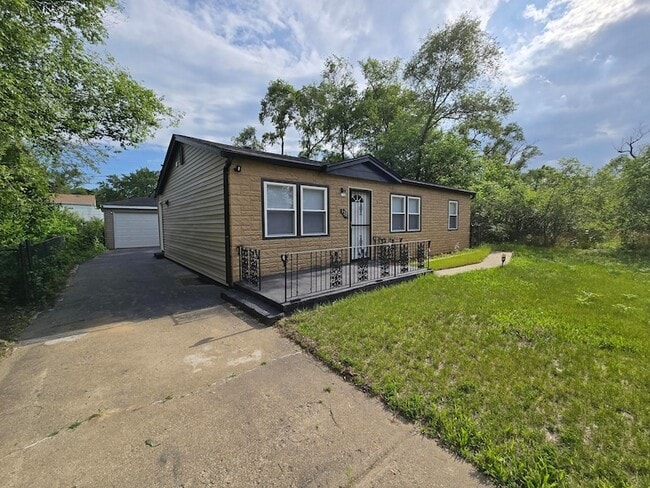 property at 4225 20th Pl