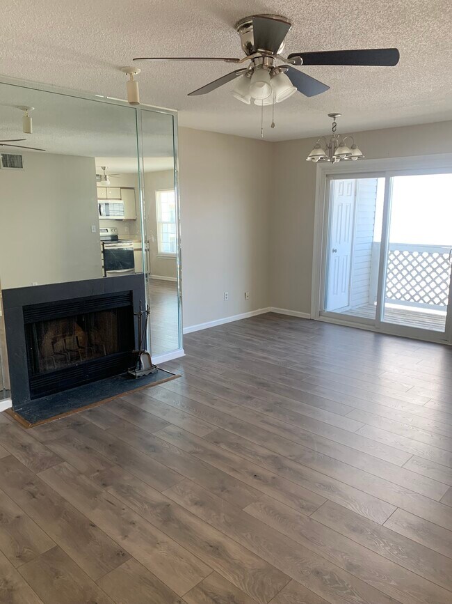 property at 616 Shoreham Ct