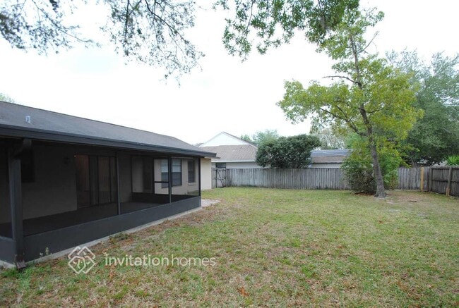 1537 Elf Stone Dr in Casselberry, FL - Foto de edificio - Building Photo