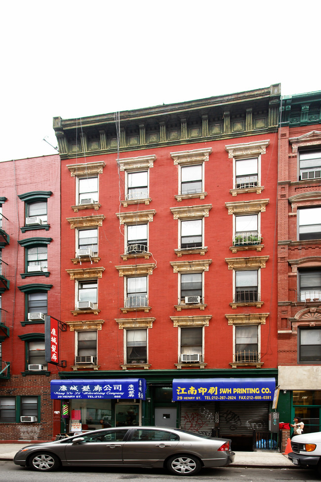 29 Henry St in New York, NY - Building Photo - Building Photo