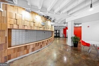 878 Peachtree St NE, Unit 313 in Atlanta, GA - Foto de edificio - Building Photo