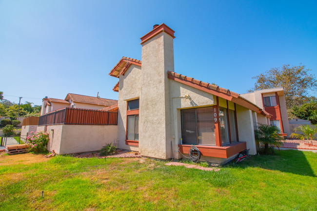 San Luis Rey 4Plex